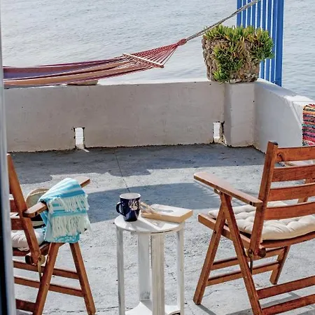 Agistri By The Sea Apartment *