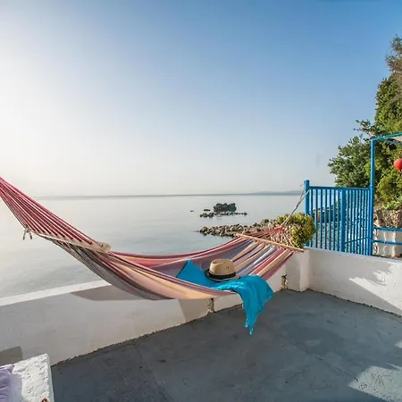 Agistri By The Sea Πέραμα